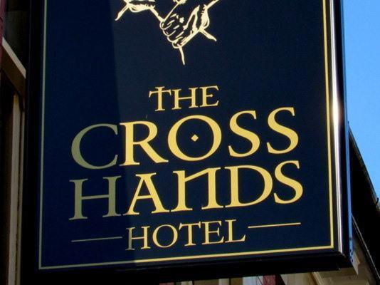 Cross Hands Hotel Нюпорт Екстериор снимка